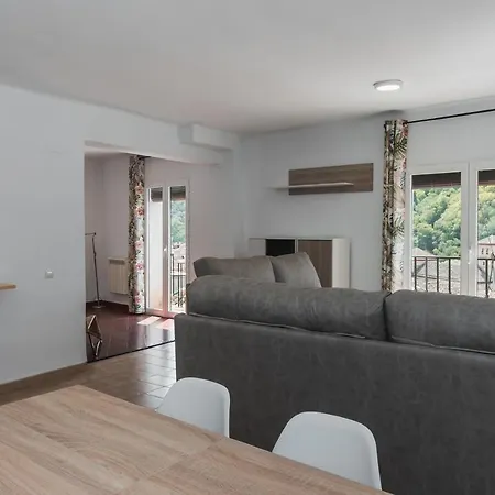 Tuguest Cobertizo Duplex Apartment