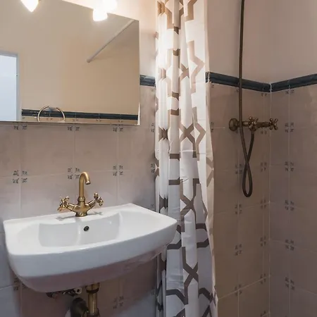 Apartment Tuguest Cobertizo Duplex Granada